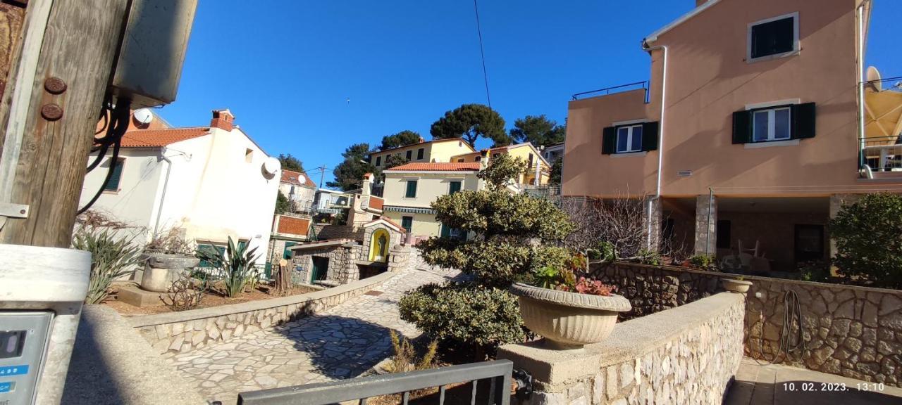 Apartmani Antonio Veli Lošinj Eksteriør billede